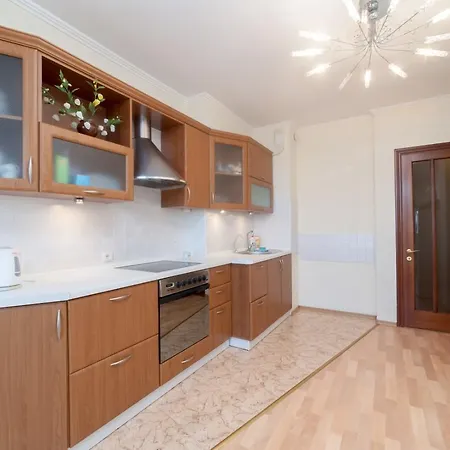 Family Shevchenko Avenue Apartment Odesa