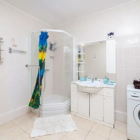 Family Shevchenko Avenue Apartment *