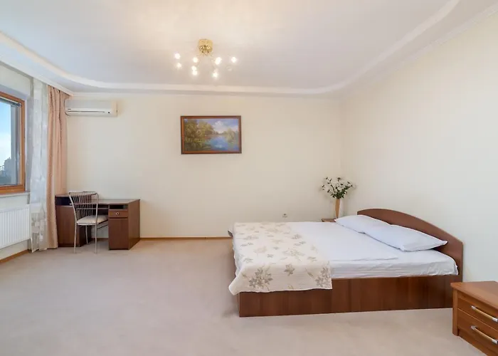 Family Shevchenko Avenue Apartment *